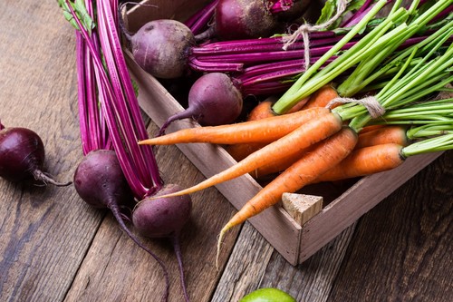 Jaké jsou zdravotní benefity kořenové zeleniny?