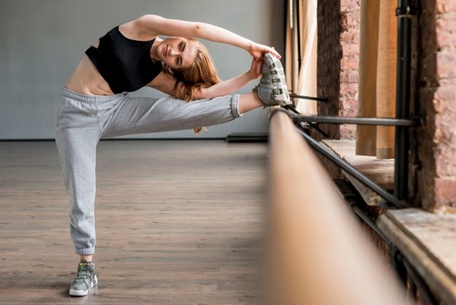 Zkuste barre fitness – kombinaci baletu, pilates a kardio. Je to hit!